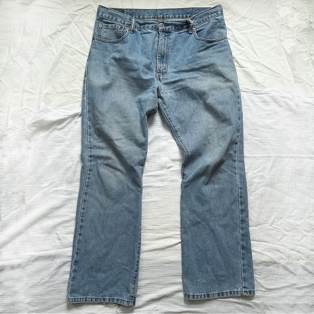 Vintage Levi’s 517 Y2K style